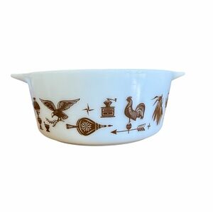 PYREX 472 Early American White Nesting Casserole Dish 1 1/2 Pt. *No Lid*